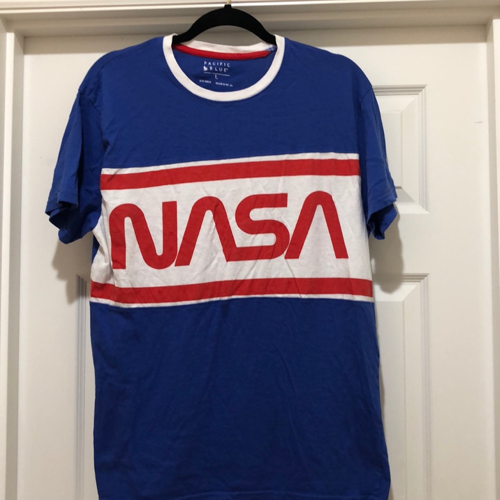 EUC Pacific Blue NASA Tee Size L